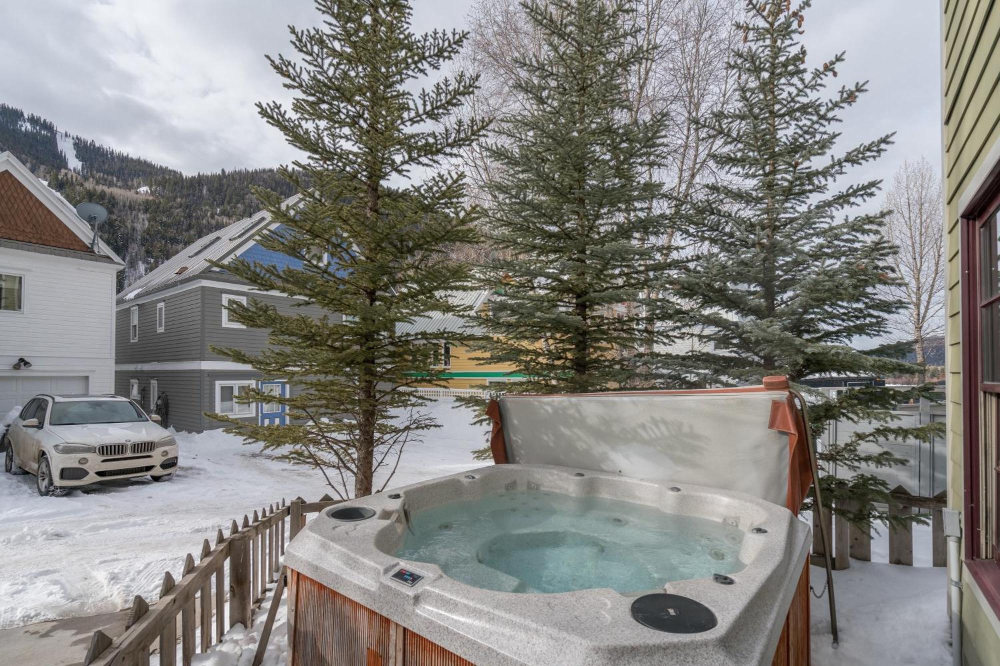 Bachman Village 14 By Avantstay Close To Town The Slopes W Hot Tub Permit12038 텔루라이드 외부 사진